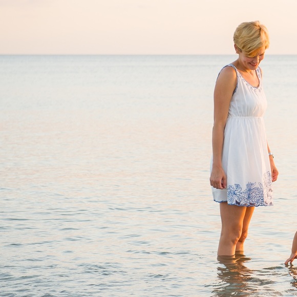 Andree | Embroidered Sundress - Picture 2 of 9